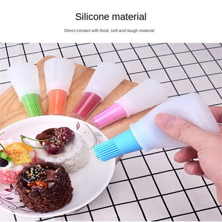 Brush Oil Dispenser