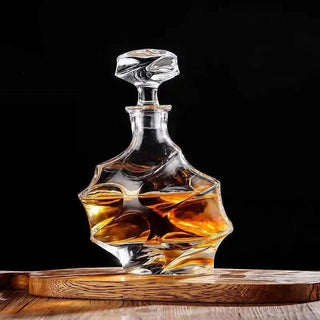 Luxury bend Whiskey Decanter