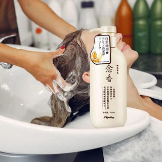 Sakura Japanese Gentle Cleansing Shampoo