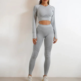 2-Piece Seamless Yoga Set – Long Sleeve Crop Top & Scrunch Leggings
