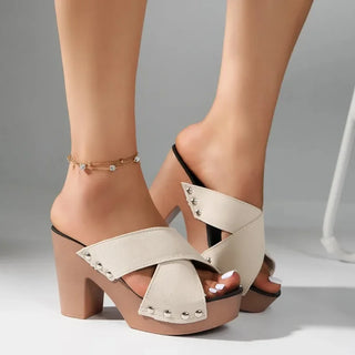 Akexiya Rivet Pumps