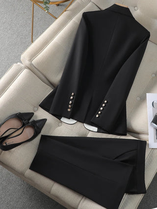 Women’s 2-Piece Pant Suit