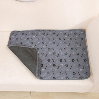 Dog Pee Pad Blanket – Reusable & Ultra Absorbent